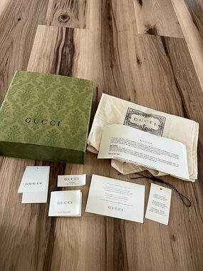 Authentic GUCCI Magnetic Gift Box Empty Dust Bag  Tissue Tags Green